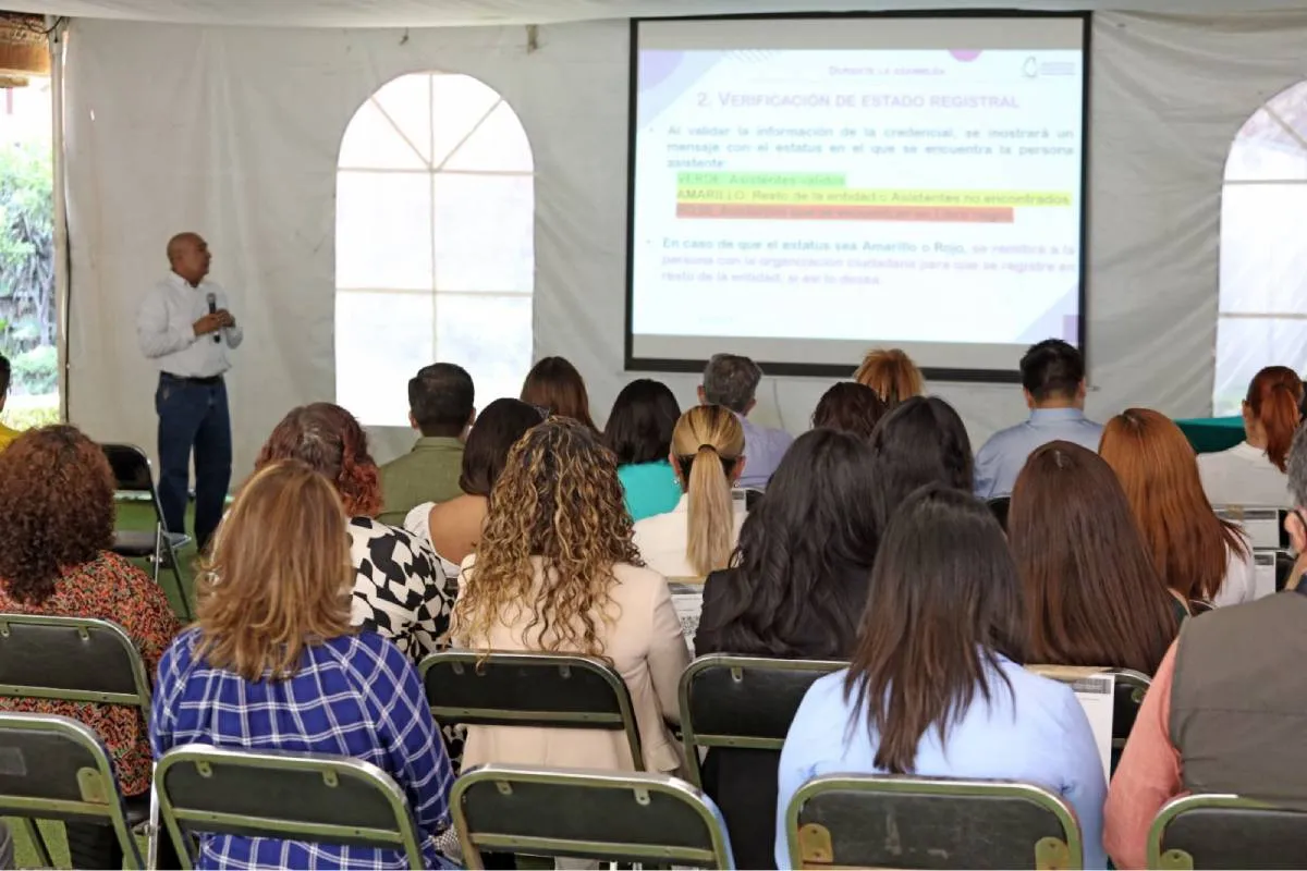 IECM capacita a su personal para certificar asambleas de organizaciones interesadas en constituirse como Asociaciones Políticas