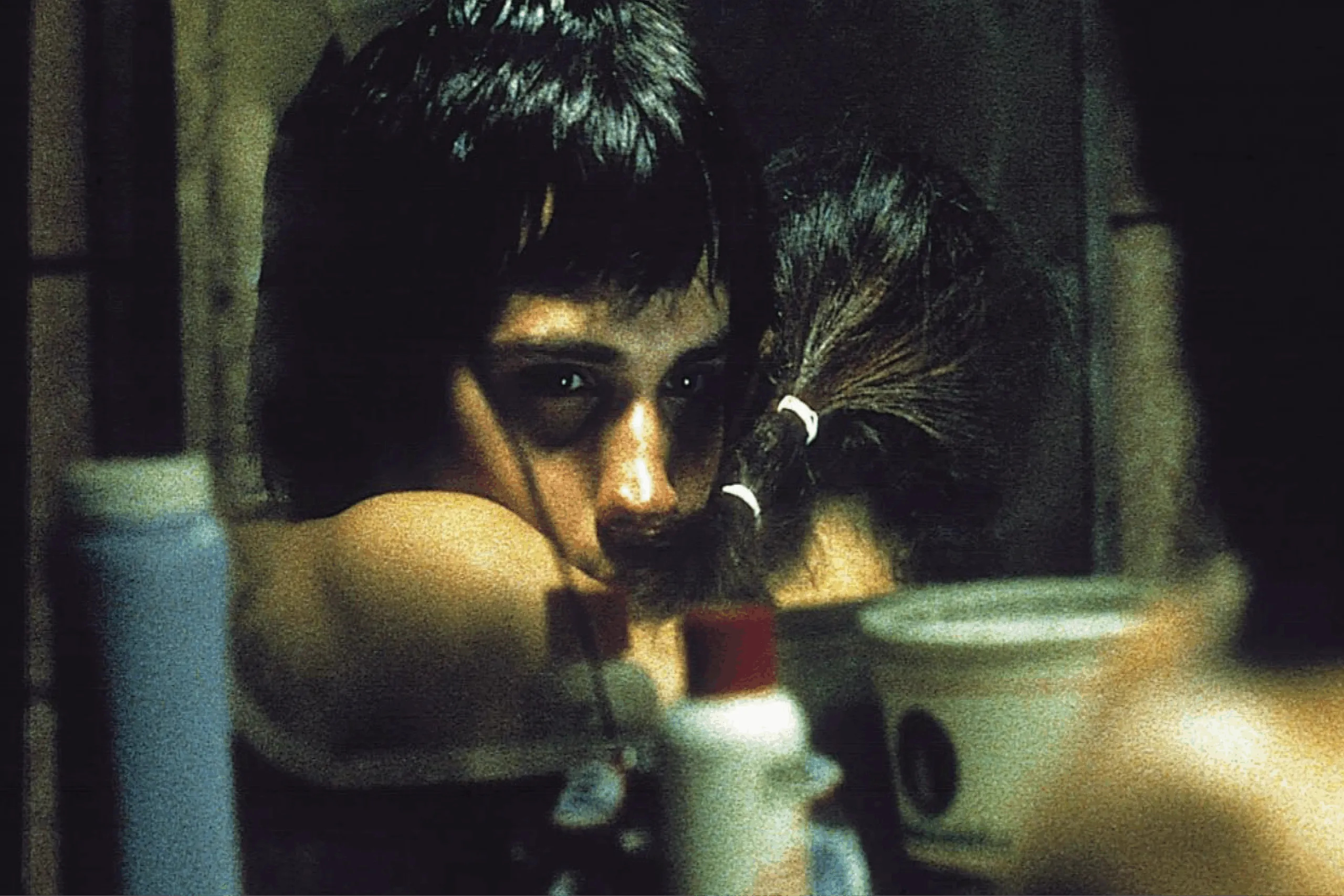Alejandro González Iñárritu regresa a Cannes con Amores Perros, ahora restaurada, en homenaje al cine mexicano y a Emilio Echevarría.