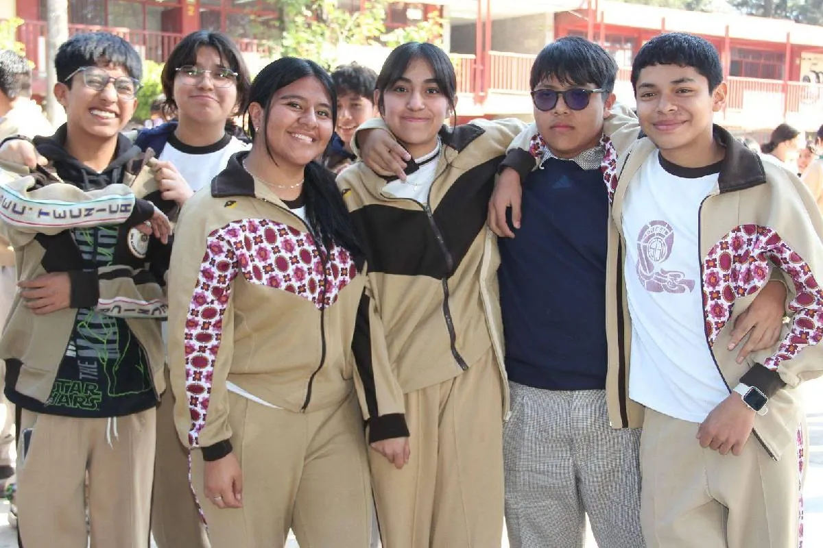 Se tiene un avance del 91 por ciento en la entrega de tarjetas para las y los beneficiarios de la beca Jóvenes Escribiendo el Futuro de Educación Superior.
