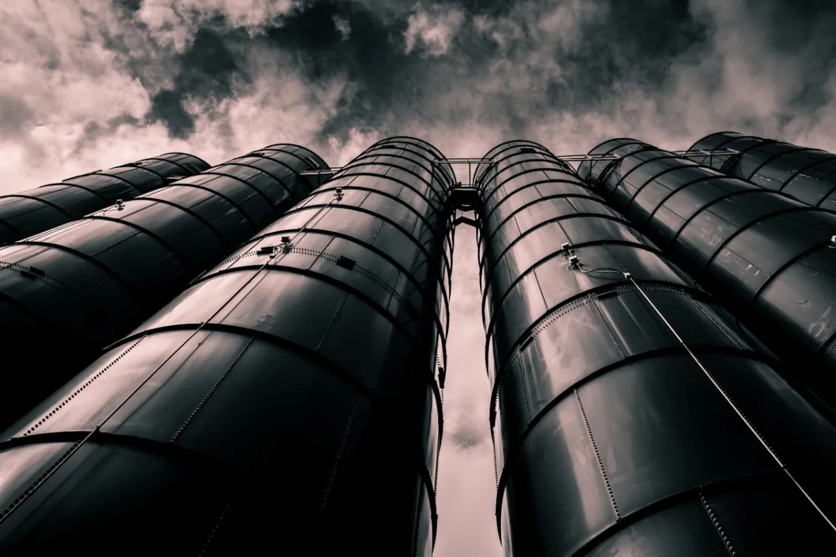 La Unión Europea busca acabar con las importaciones de combustibles rusos. | Foto: Pexels.