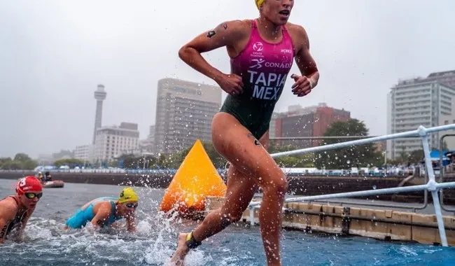 Rosa Tapia logra el puesto 3 en el ranking mundial de triatlón. | Foto: Conade.
