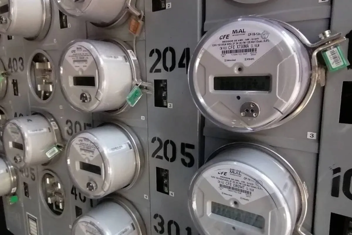 CFE instalará nuevos medidores casa por casa: así cambiará el cobro de luz