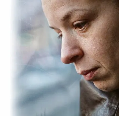 La soledad y el aislamiento, según destaca el estudio, incrementan el riesgo de enfermedades cardíacas, diabetes, declive cognitivo y muerte prematura