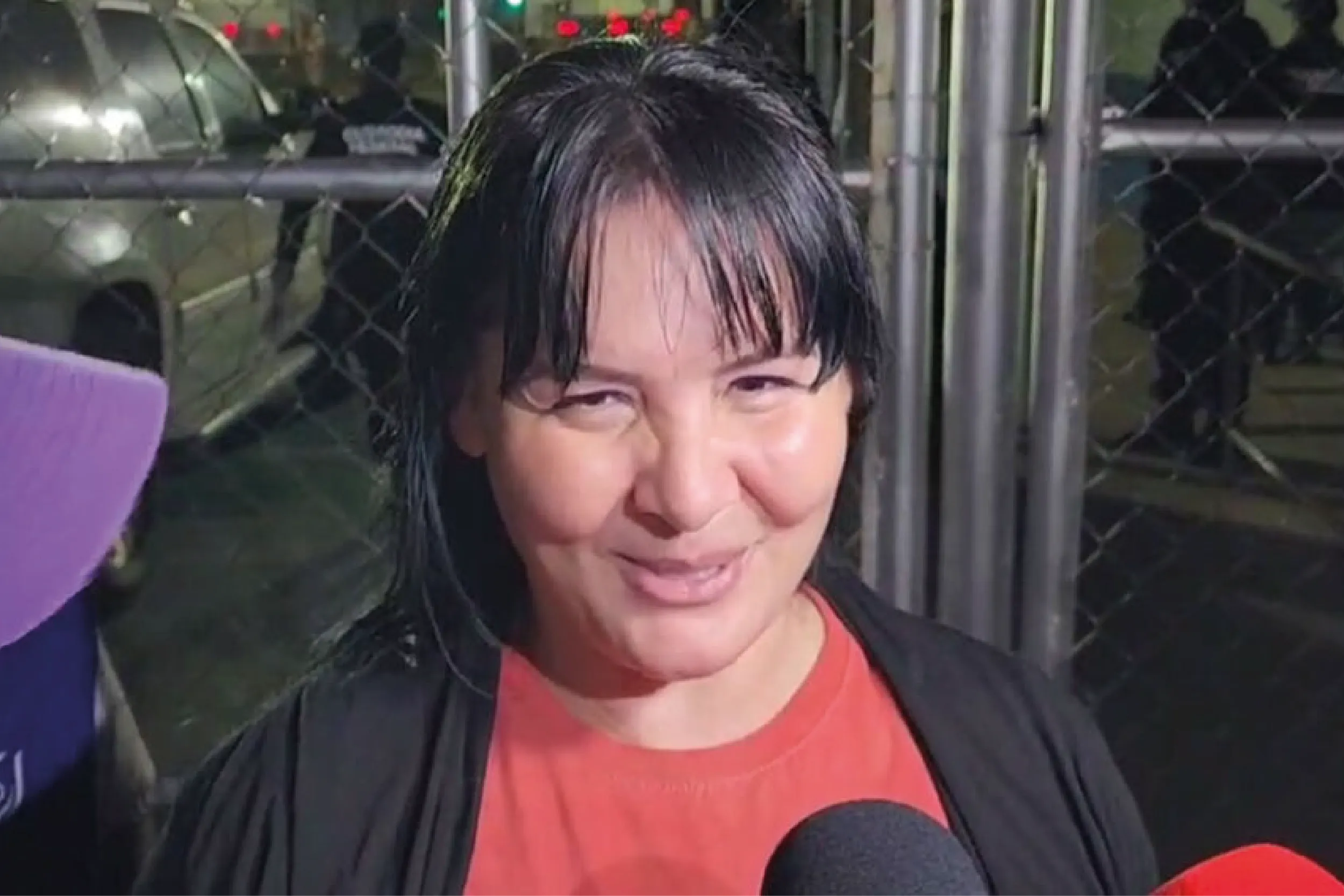 Juana Hilda González abandona el penal federal de Morelos tras 19 años, tras ser absuelta por la Corte al invalidarse su confesión obtenida bajo tortura.