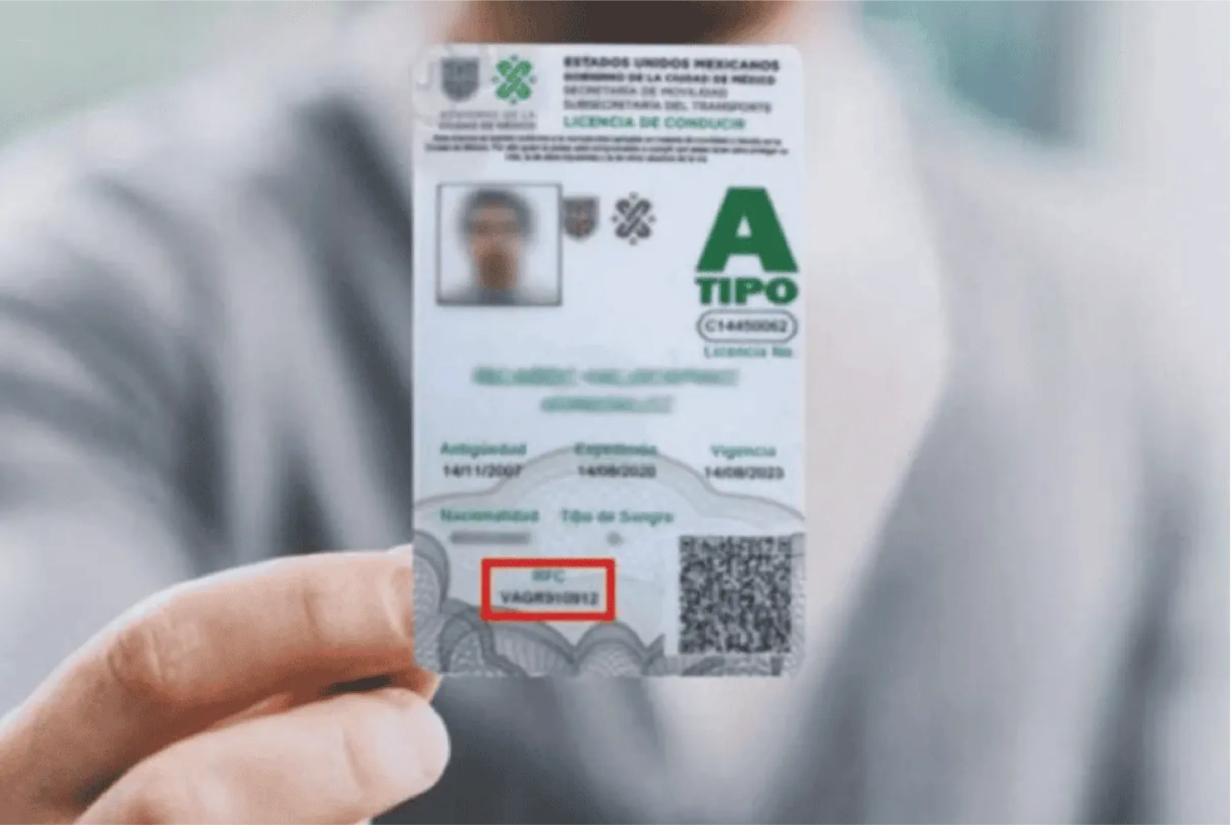 La licencia permanente evita renovaciones y ahora puede tramitarse completamente en línea.