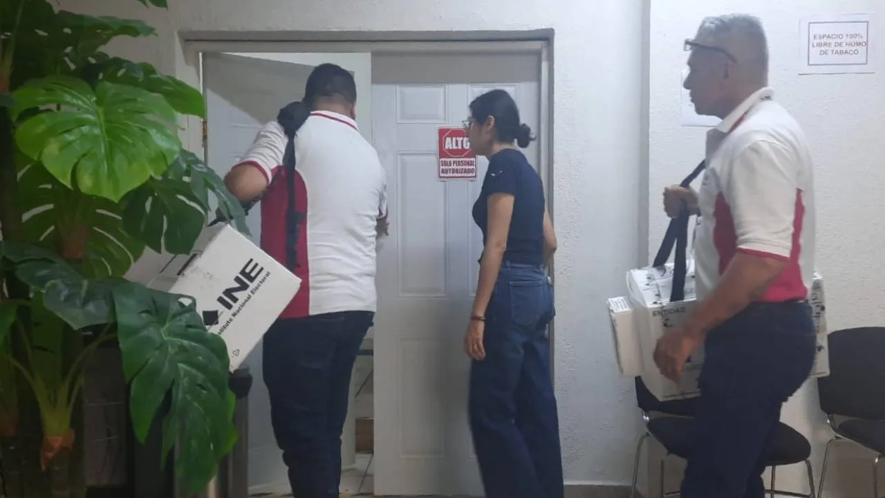 Cierran mesas de votación en la mayor parte del país