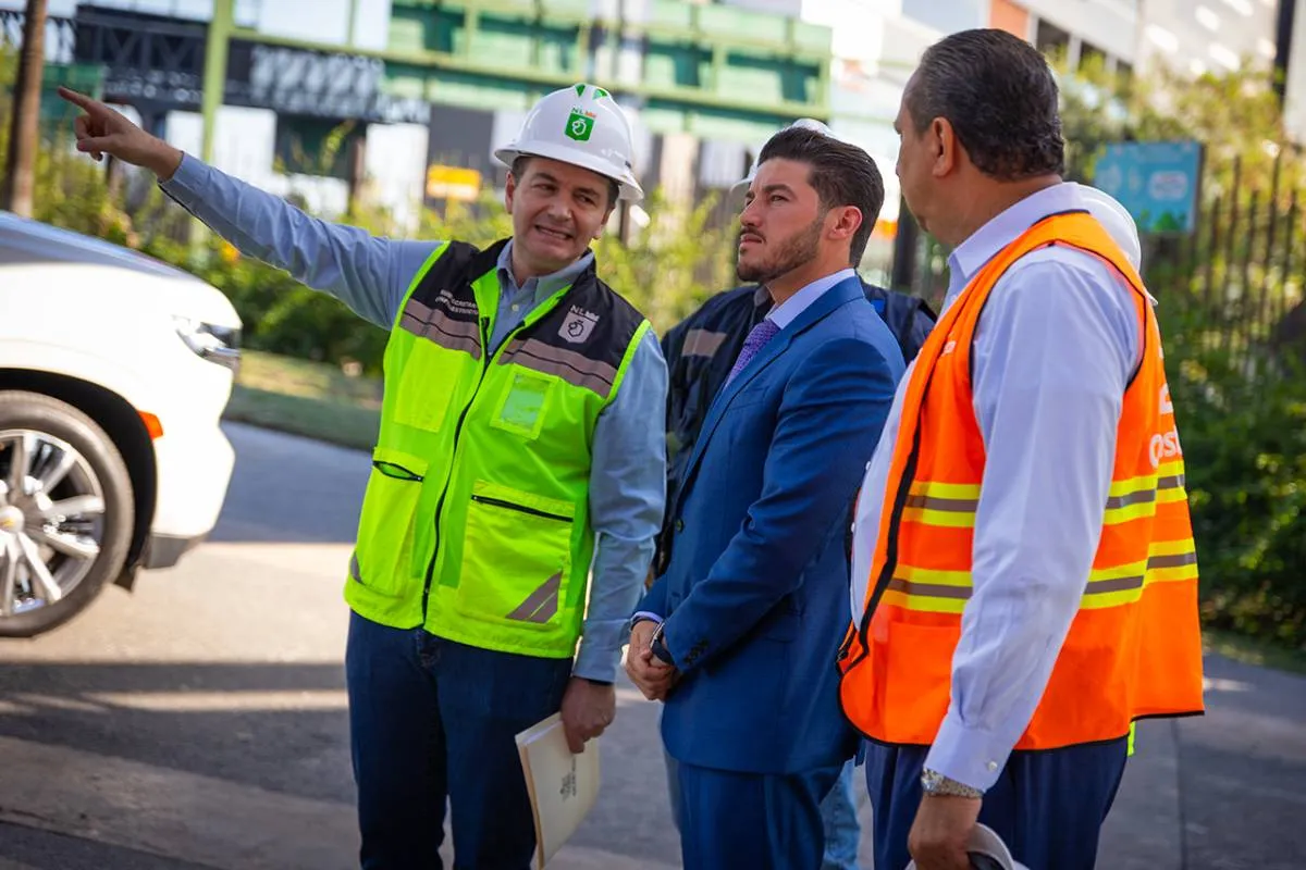 Samuel García supervisa obras de la Línea 6 del Metro
