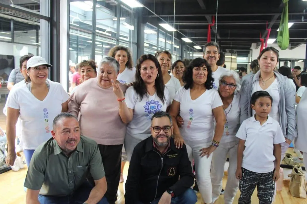 Alcalde Fernando Mercado inaugura centro deportivo 1° de Mayo