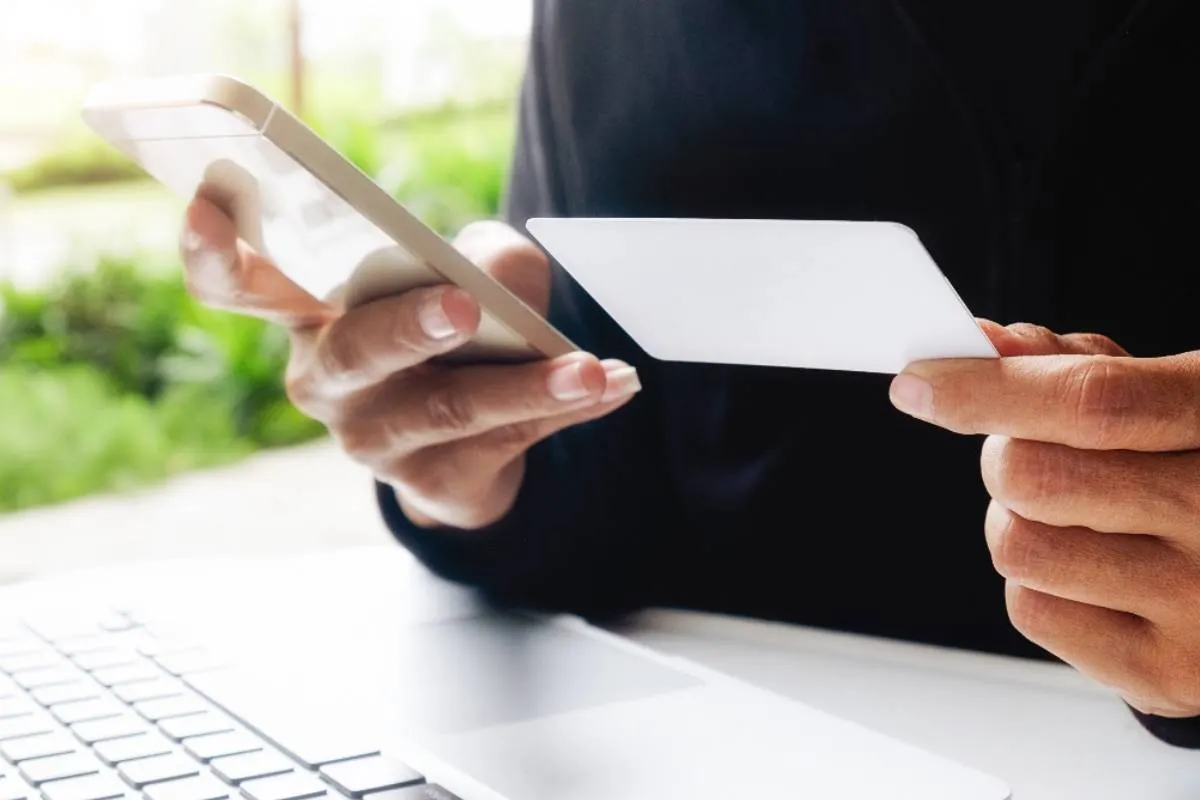 SAT 2025: evita estas palabras en tus transferencias bancarias para no generar alertas
