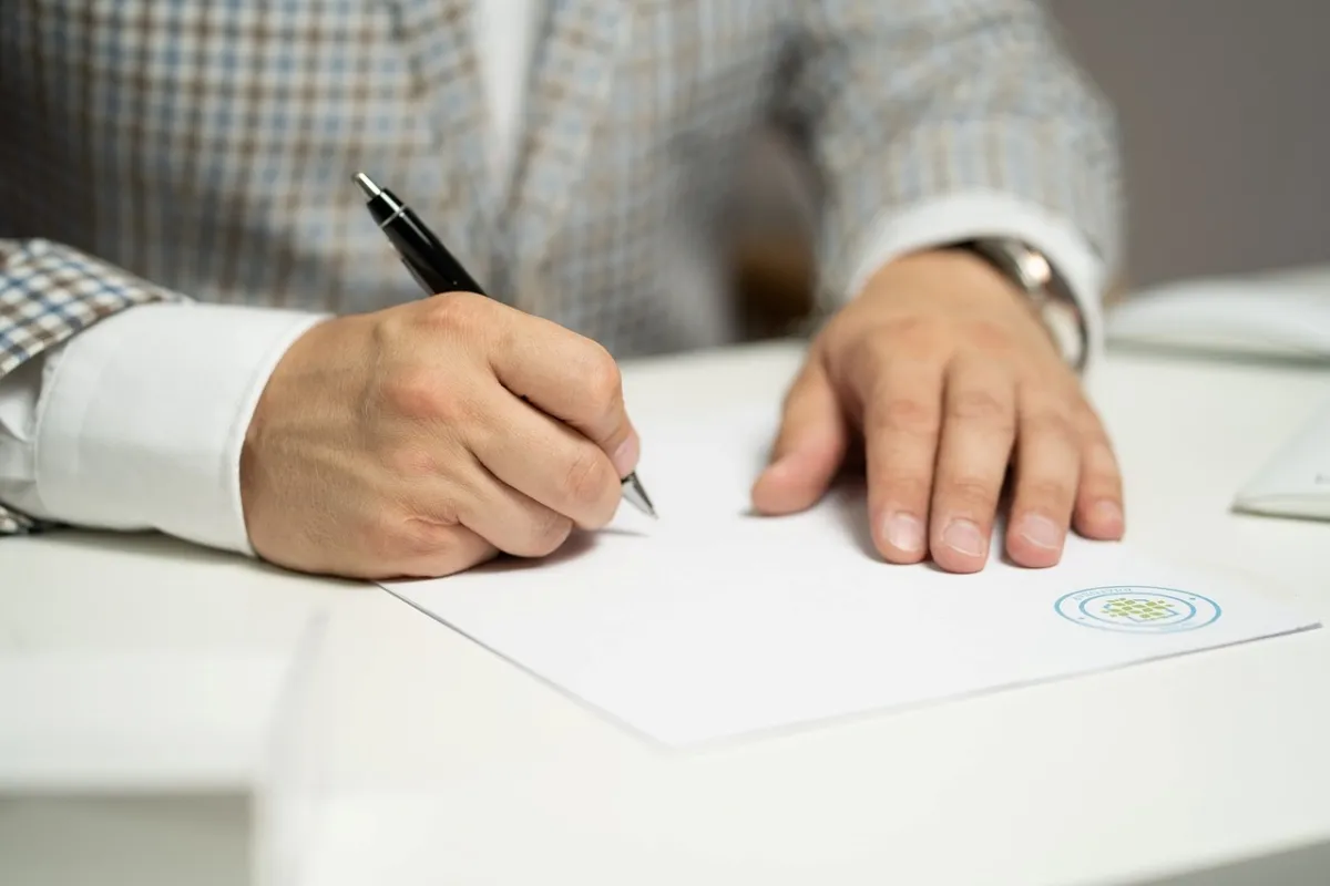 El IMSS hace público su listado de contratos por servicios u obras especializados. | Foto: Pixabay.