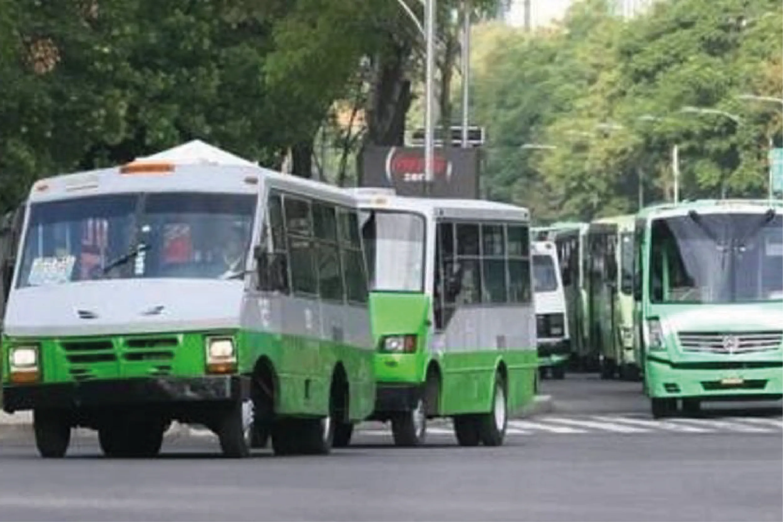 Nuevas unidades eléctricas llegan a la CDMX como parte del plan de modernización del transporte público; cambiarán rutas y se retirarán microbuses antiguos.