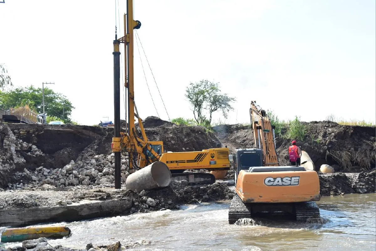 Dicho cruce beneficiará a 21 mil 897 habitantes, reducirá el tiempo de conexión en dos minutos, modernizando la carretera Jojutla-Valle de Vázquez-Chinameca con una estructura de dos carriles.