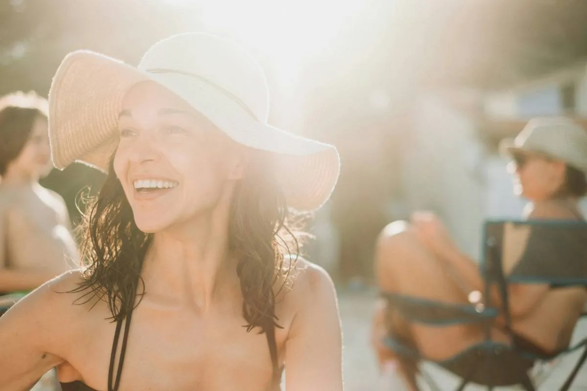 La Secretaría de Salud reitera su compromiso con la prevención, el diagnóstico oportuno y la atención integral del cáncer de piel, e invita a la población a protegerse del sol todos los días del año, realizar autoexploraciones periódicas y acudir al médico ante cualquier lesión sospechosa.