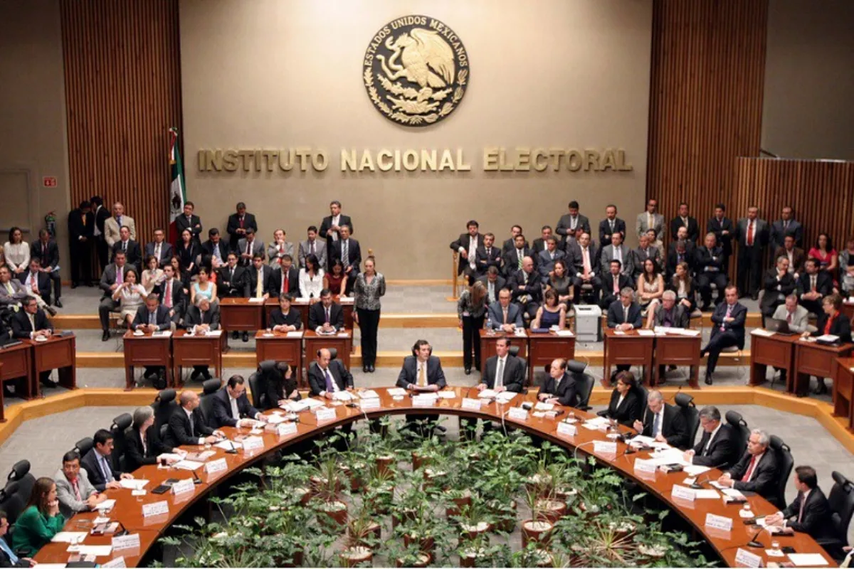 El INE hizo entrega de las constancias de mayoría a las ganadoras de la elección judicial. | Foto: Flickr.