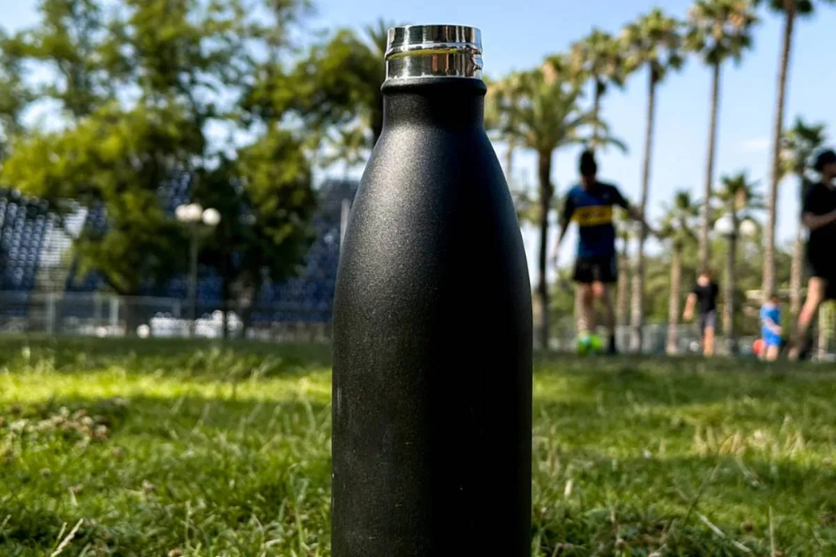 Botella de la muerte: Walmart retira botella térmica tras quitarle la vista a varias personas