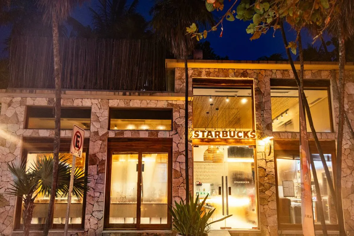 Starbucks Ahau Tulum