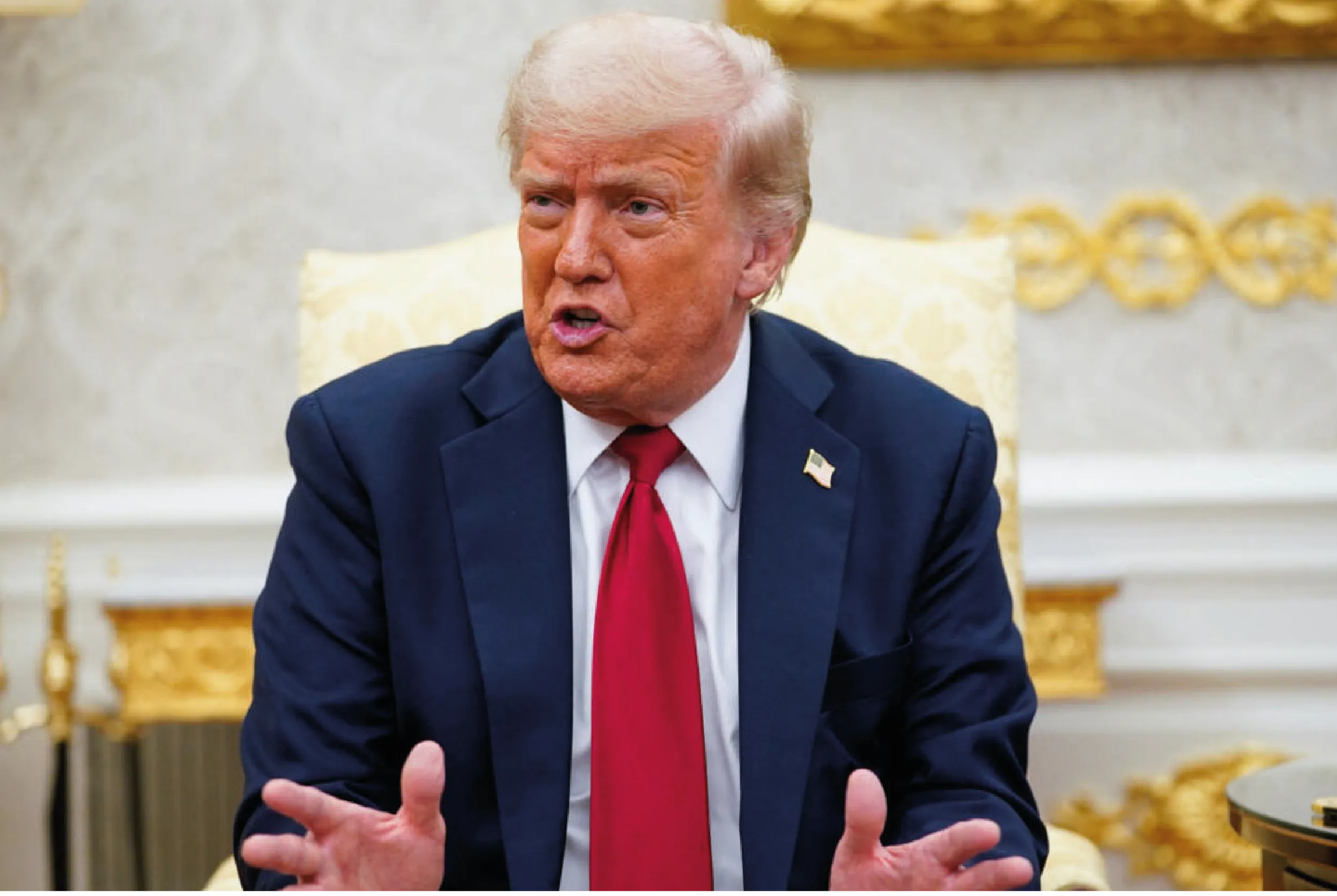 Trump advierte que impondrá aranceles del 100% a Rusia.