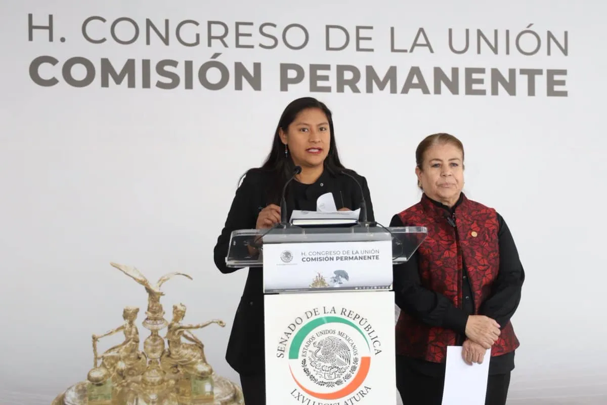 Senadoras Lilia Margarita Valdéz y Reyna Celeste Ascencio.