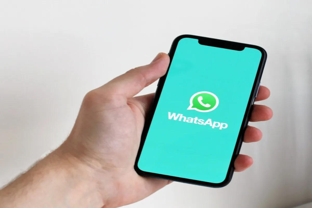 WhatsApp.