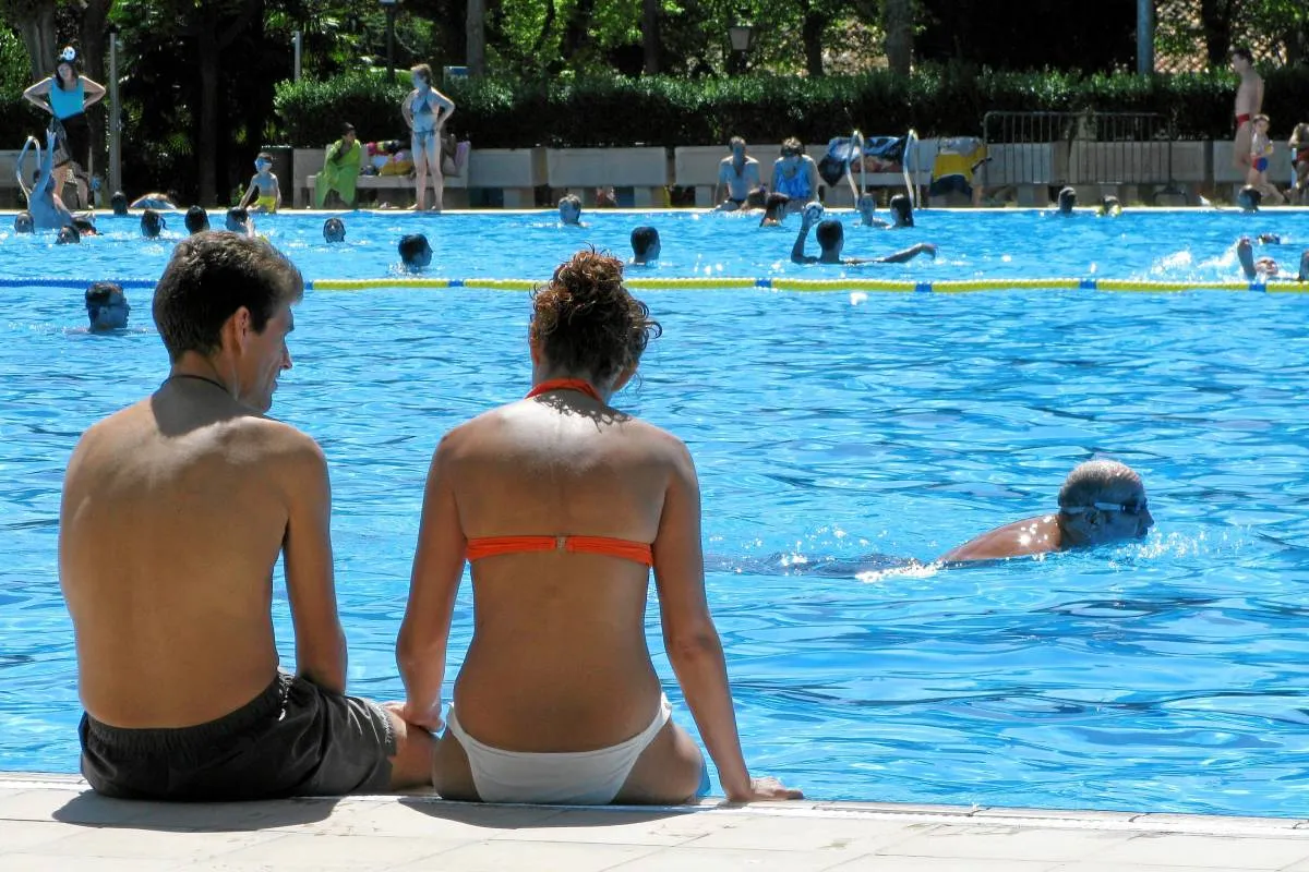 ¿Qué tan limpias son realmente las piscinas públicas?