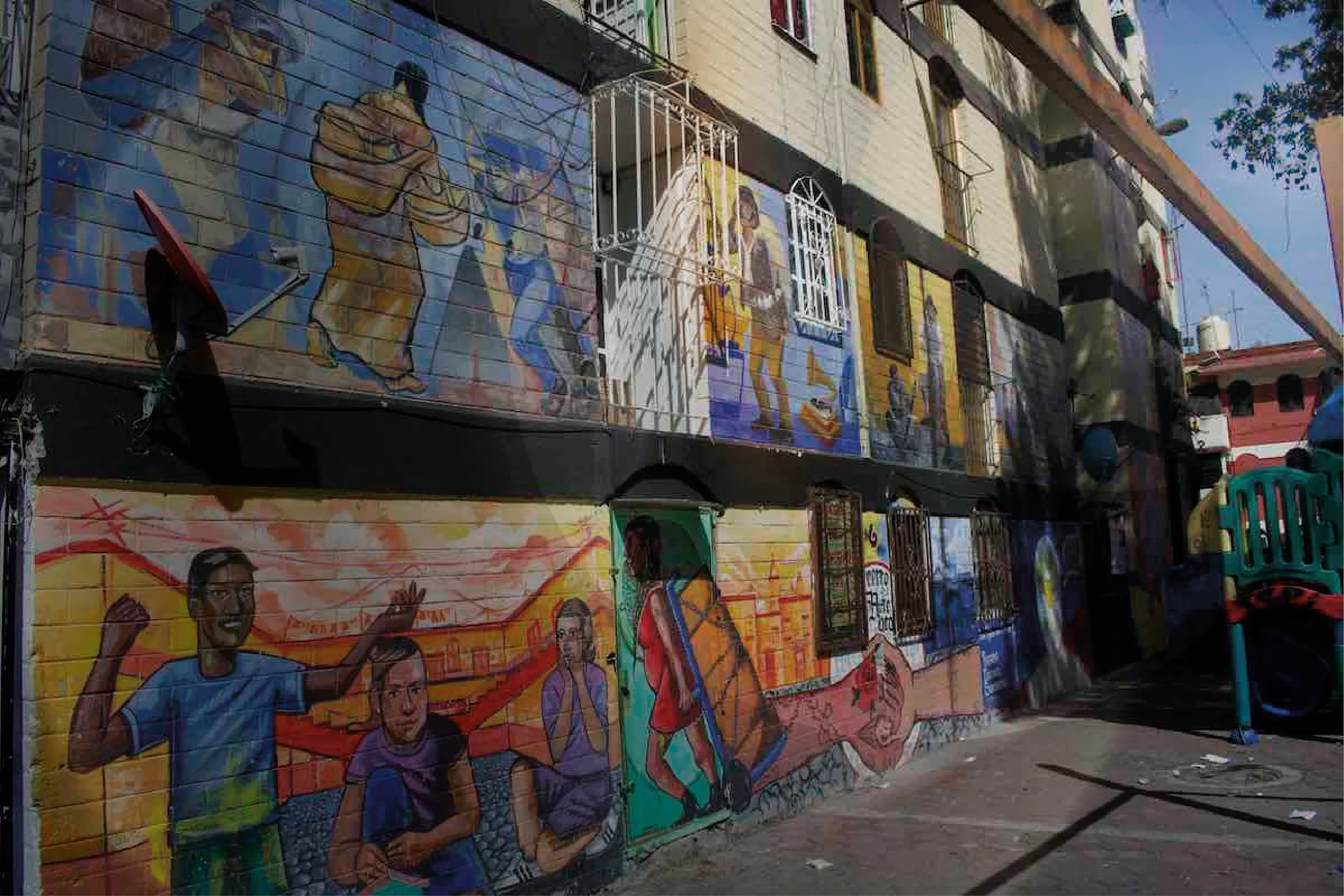 Calles de Tepito, donde tradición, comercio y cultura popular mantienen viva la identidad del histórico “Barrio Bravo” de la CDMX.