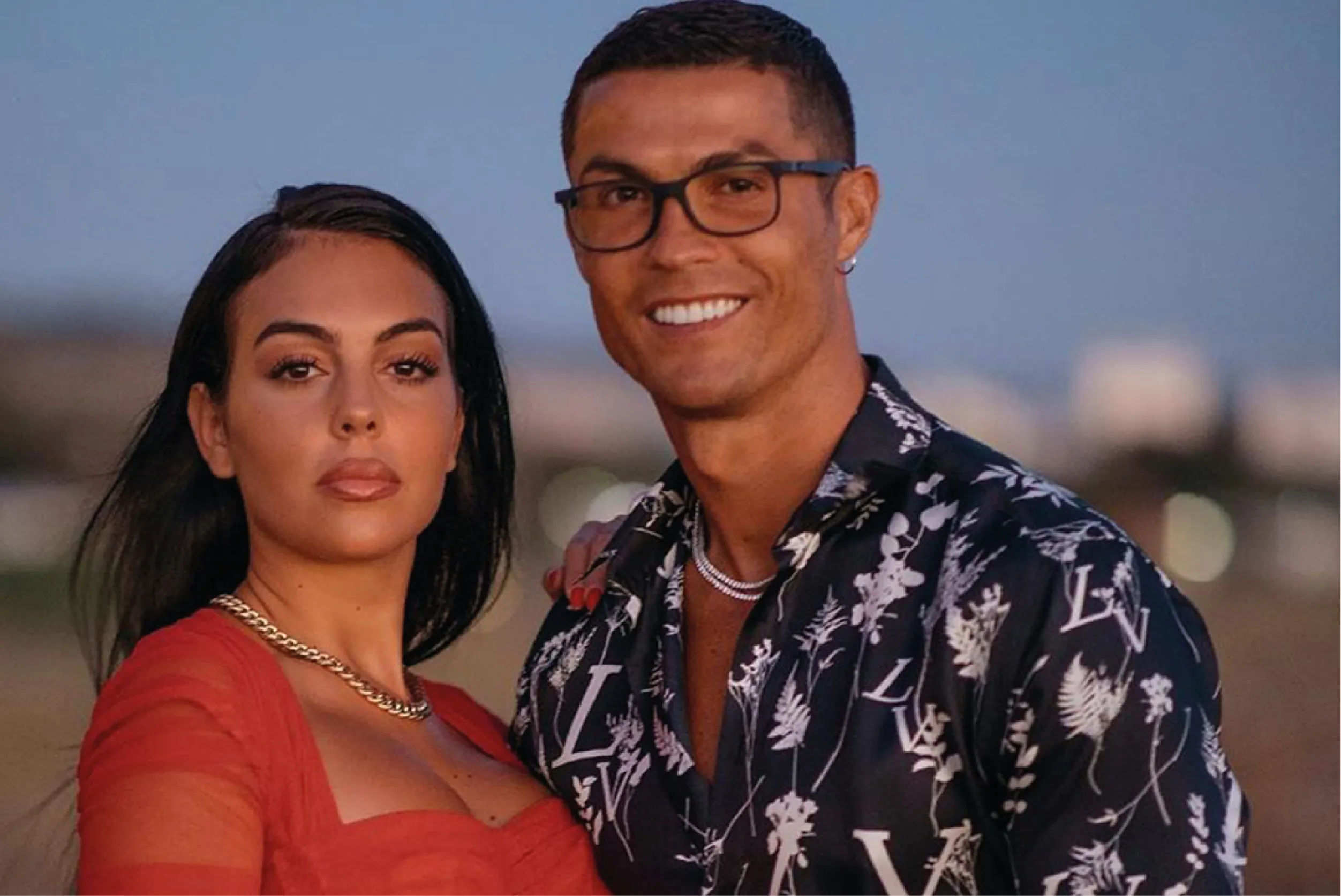 Cristiano Ronaldo y Georgina Rodríguez anuncian su compromiso.
