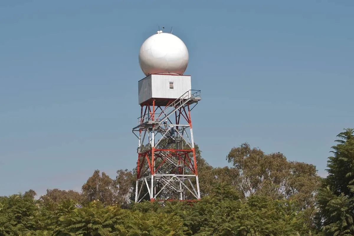Piloto denuncia que el AICM opera sin radar meteorológico y alerta sobre riesgos en la seguridad aérea