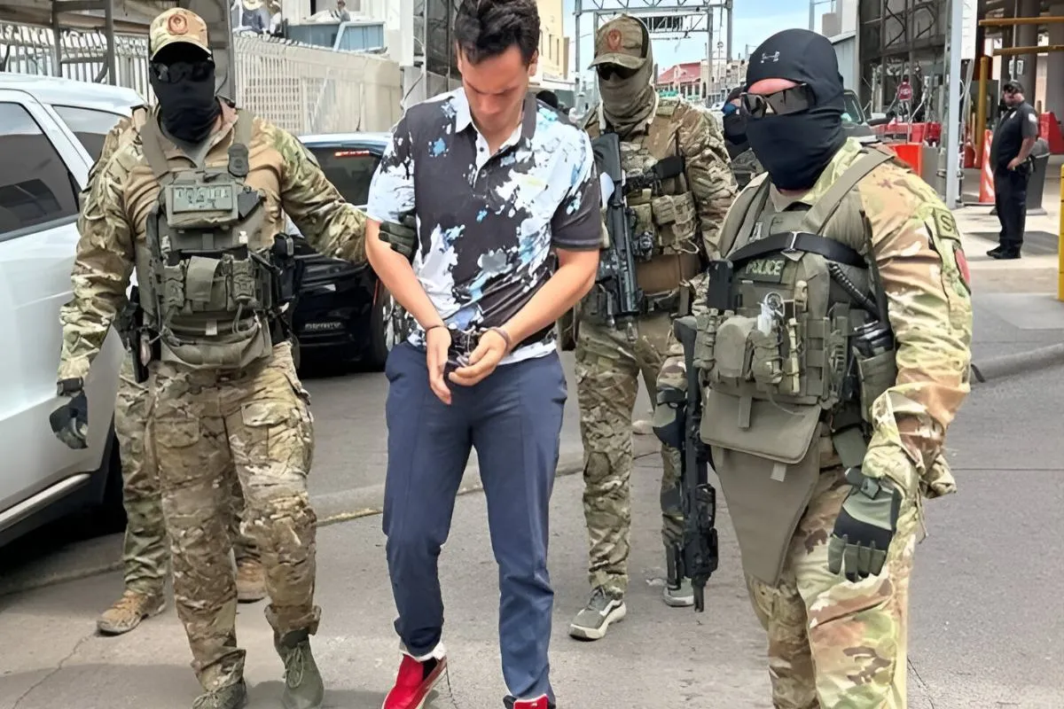 El juez determinó que enfrentará el proceso en libertad condicional. Foto: X