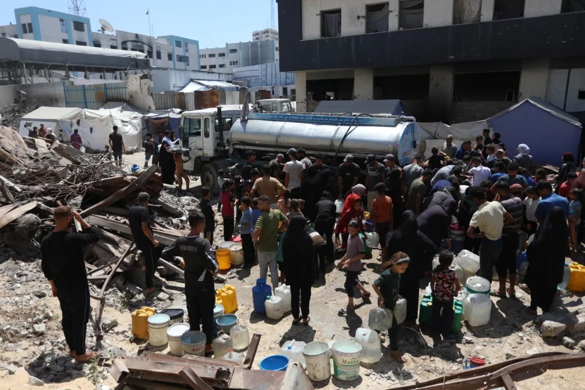 Israel ha bloqueado la importación de equipos esenciales para la desalinización y el tratamiento del agua. Foto: MSF