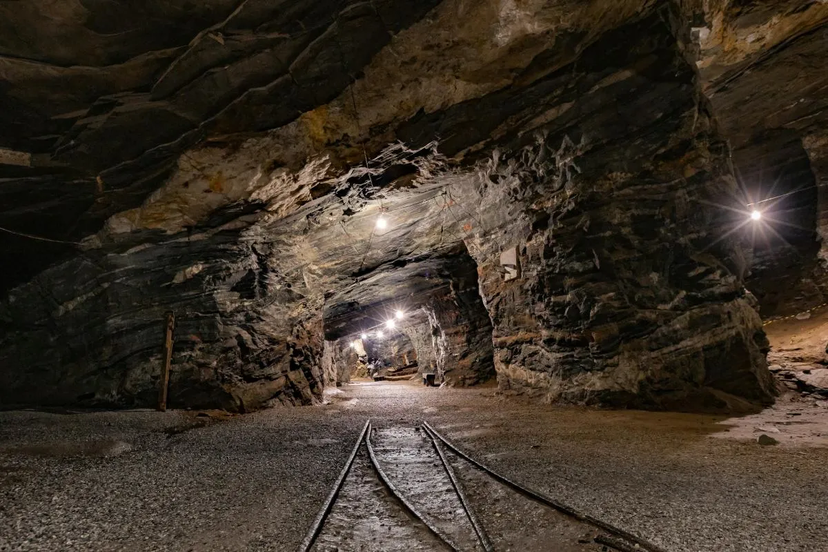 El análisis sectorial revela que la minería fue la más impactada. Foto: Pexels