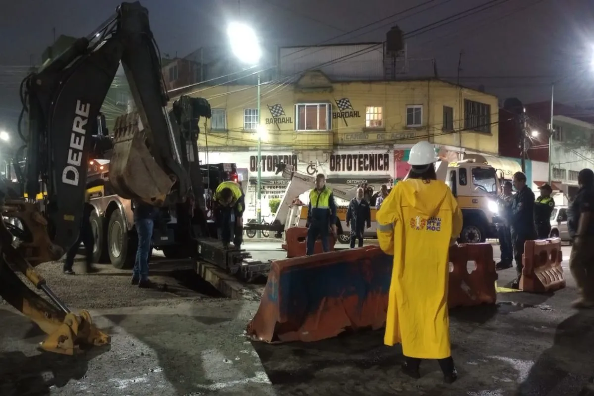 El personal de emergencias acudió de inmediato al lugar. Foto: Alcaldía Cuauhtémoc