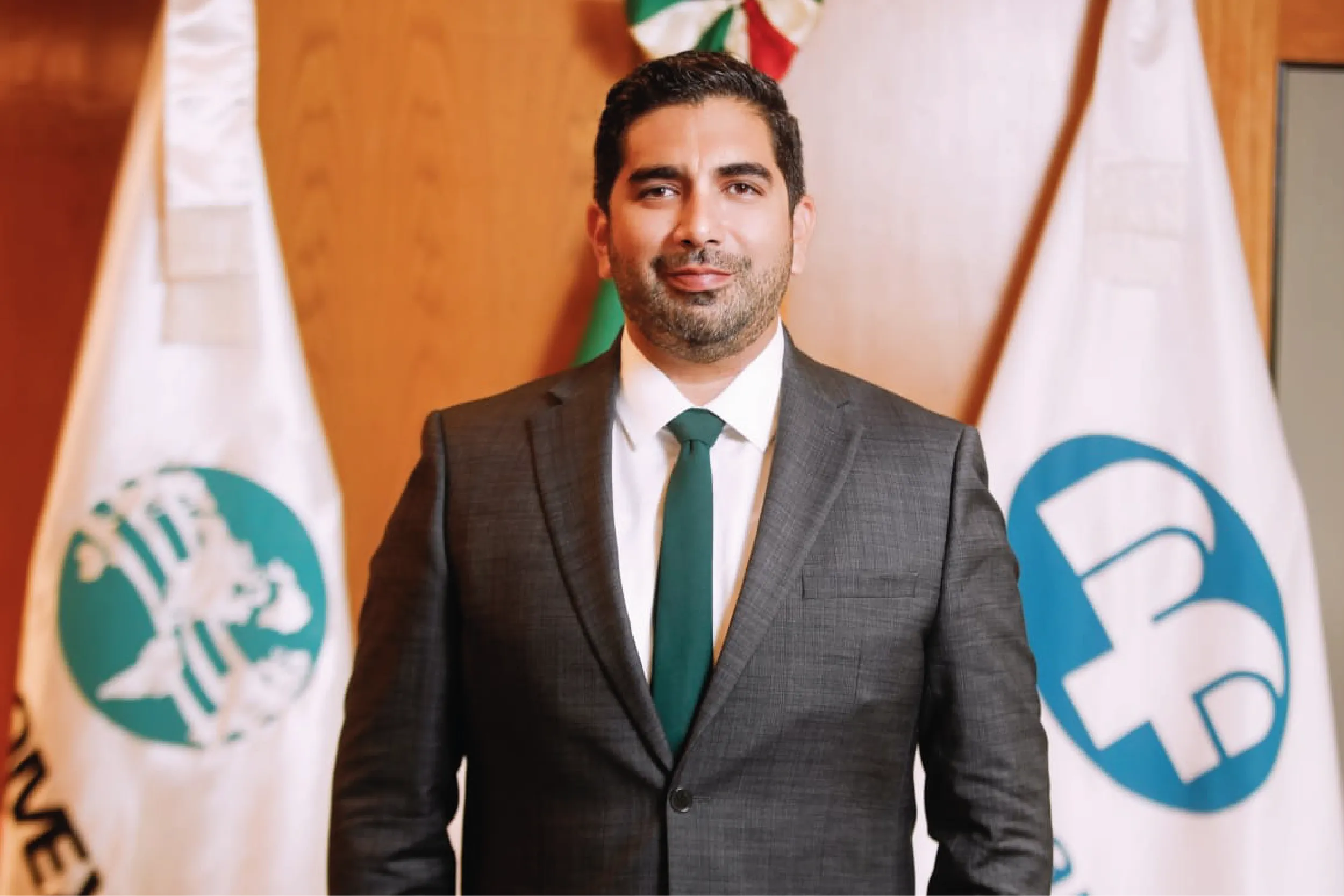Roberto Lazzeri Montaño durante su toma de protesta como Director General de Nafin y Bancomext, comprometiéndose a impulsar el Plan México.