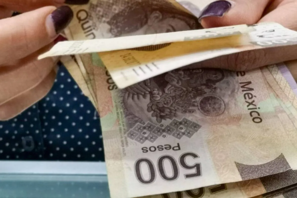 SAT vigila depósitos en efectivo mayores a 15 mil pesos y advierte sobre uso de conceptos ambiguos
