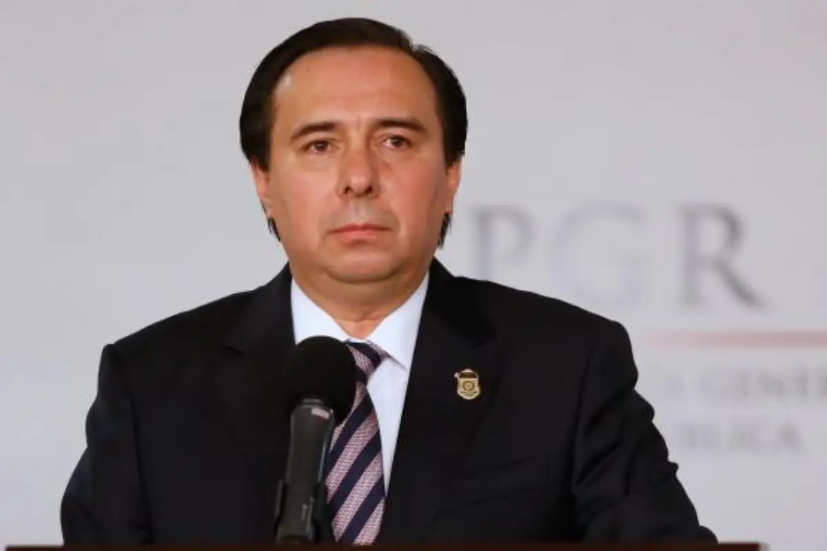 El miércoles se registró marcha a la SRE para pedir que se acelere la extradición de Zerón de Lucio por el caso Ayotzinapa. | Foto: Wikimedia Commons.