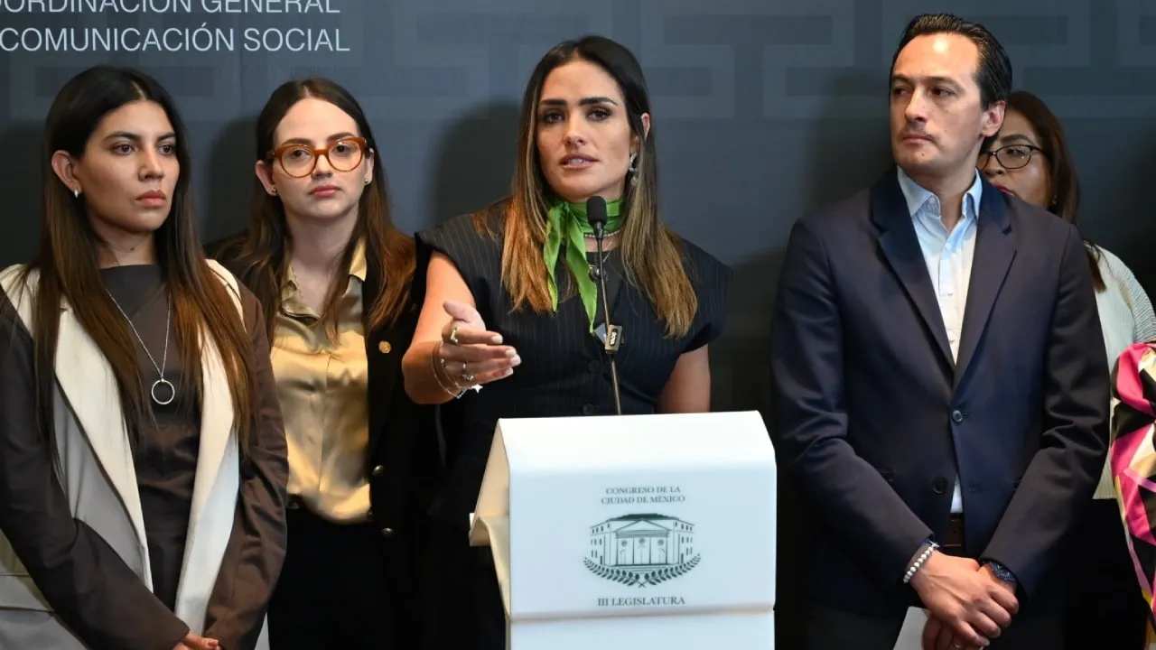 Ale Rojo de la Vega presenta en el Congreso de la Ciudad de México la iniciativa “Antirrobo de Autopartes”
