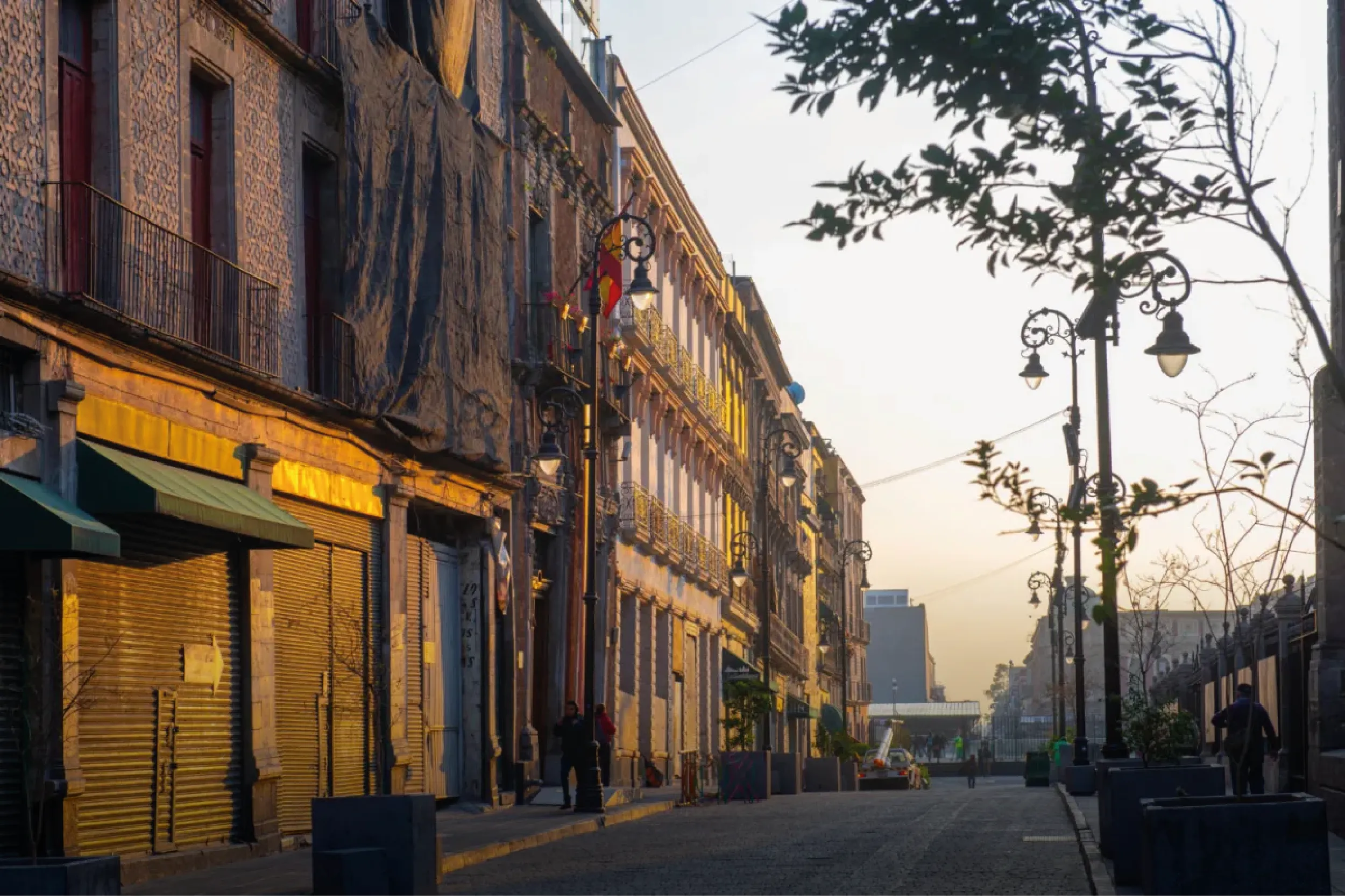 La calle República de Guatemala en CDMX, donde cada baldosa guarda vestigios de Tenochtitlan y la historia de la ciudad superpuesta.