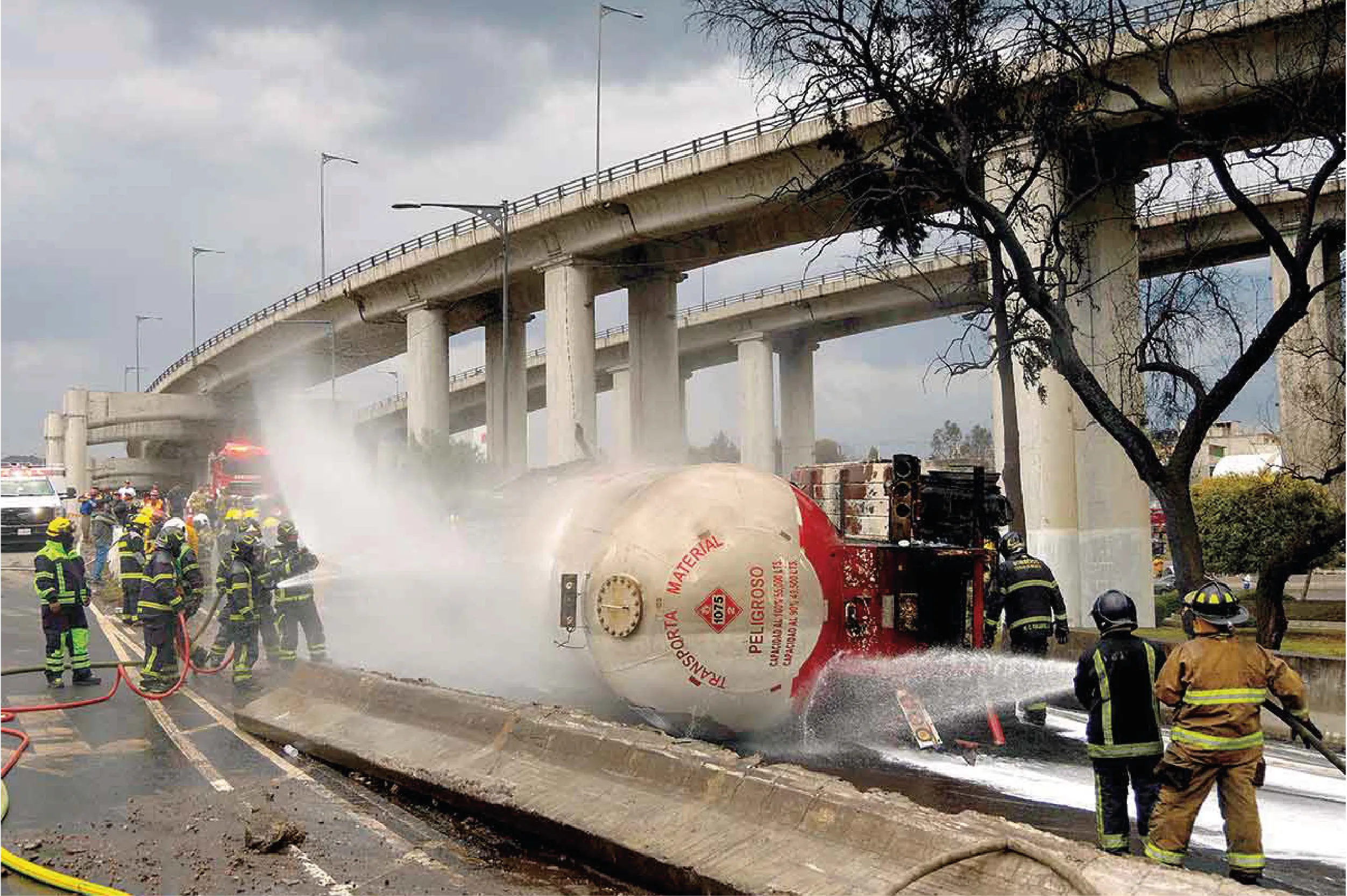 La investigación descarta que baches o fallas mecánicas hayan causado el accidente.