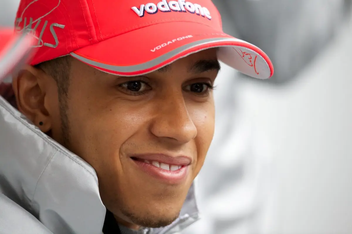 Lewis Hamilton tiene buena actuación en las pruebas de Azerbaiyán. | Foto: Flickr.