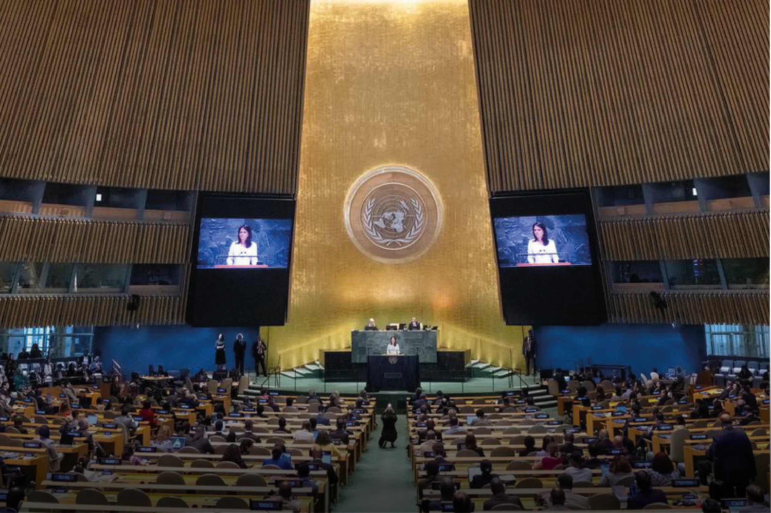 La 80ª Asamblea General de la ONU resalta la necesidad de liderazgo femenino.