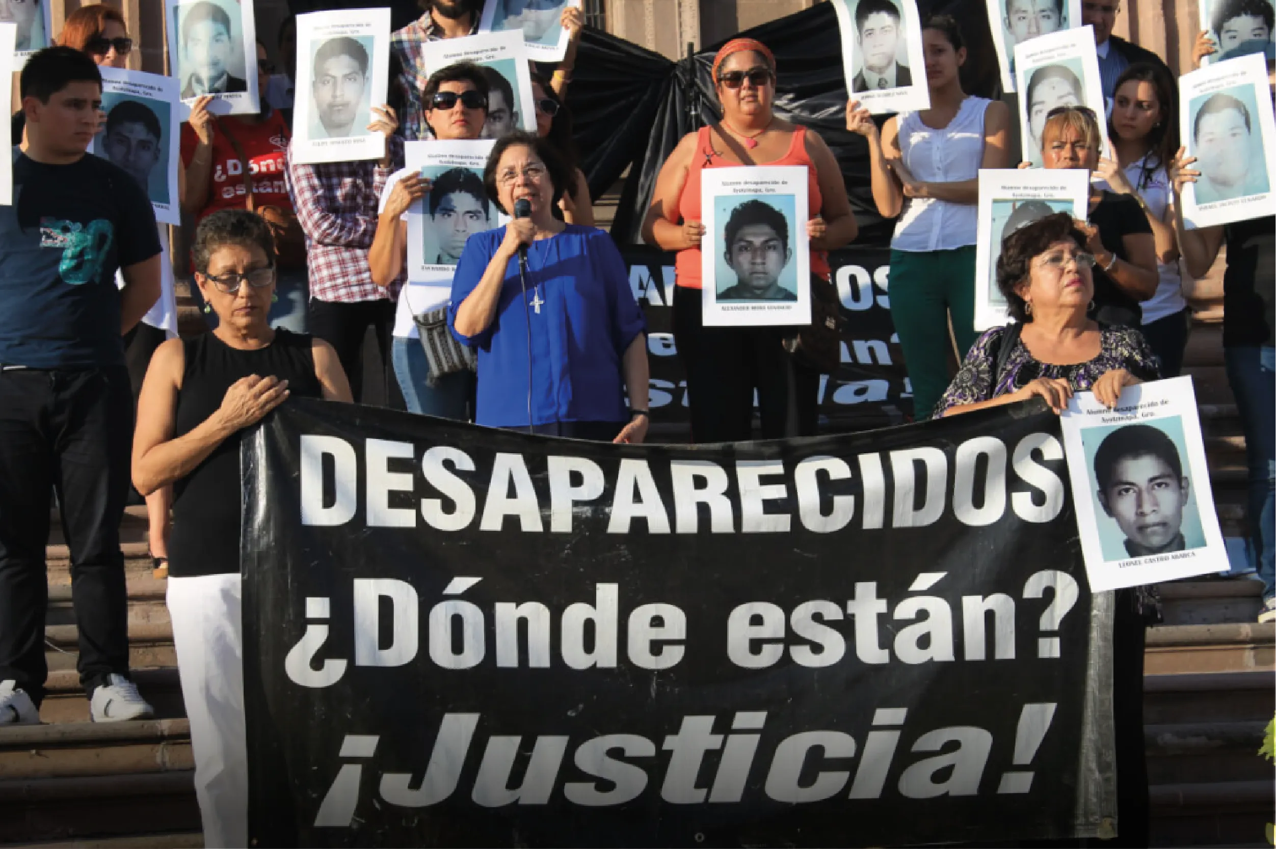 Colectivos de víctimas alertan sobre una crisis de derechos humanos.