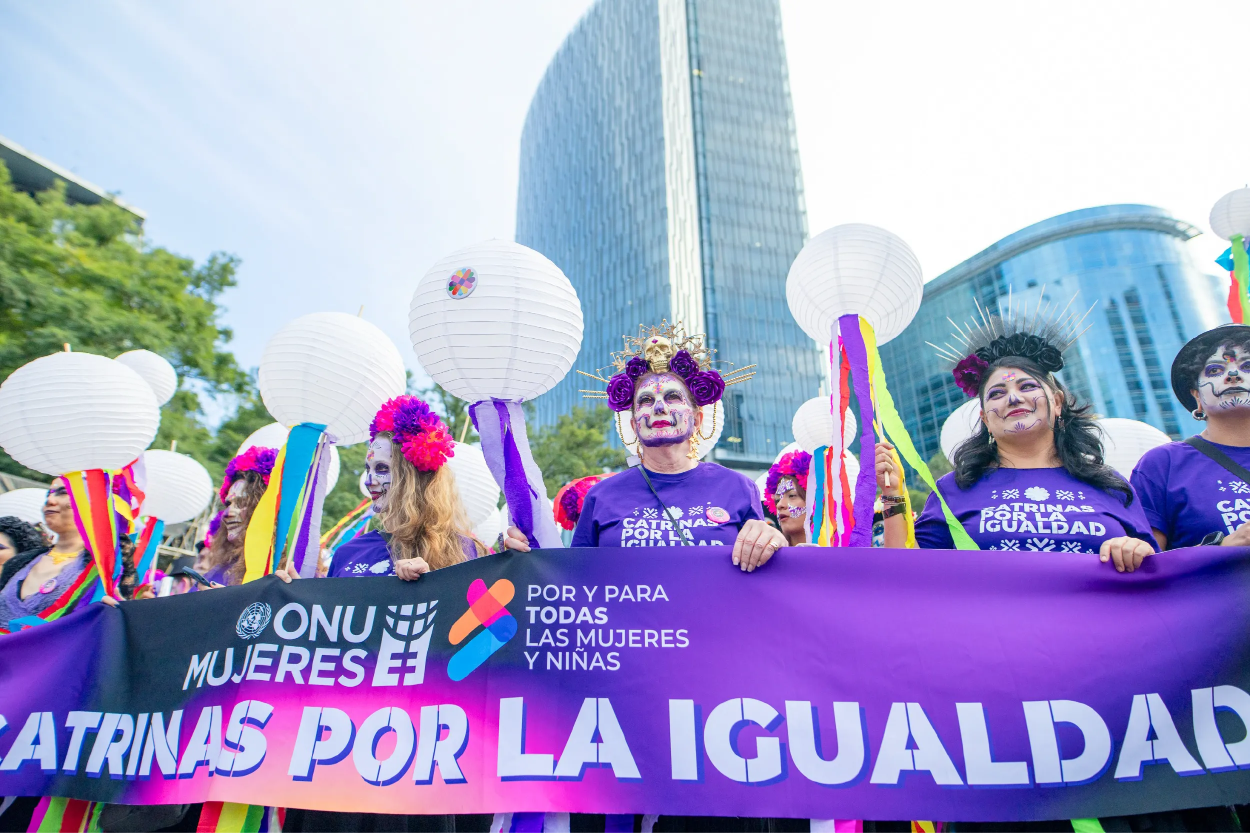 ONU Mujeres se une a la Mega Procesión de las Catrinas 2025.