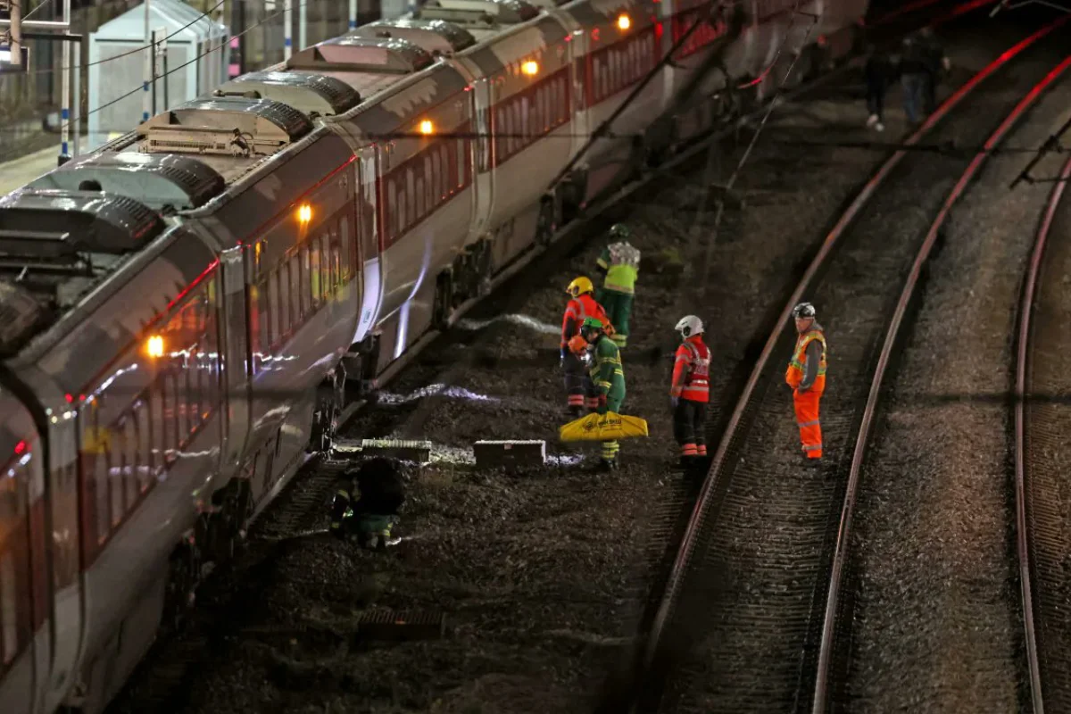 Aunque aún no se ha determinado un motivo claro, el ataque fue clasificado como un “incidente mayor”. Foto: X