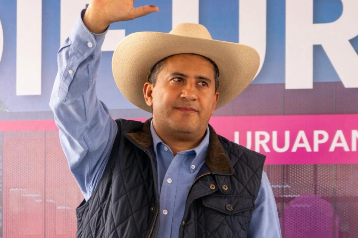 Carlos Manzo fue asesinado durante la celebración del Día de Muertos en Uruapan. Foto: X