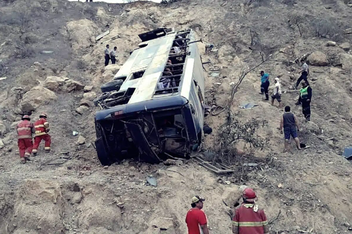 El accidente de un autobús en Perú deja un saldo de al menos 37 fallecidos. | Foto: Wikimedia Commons.