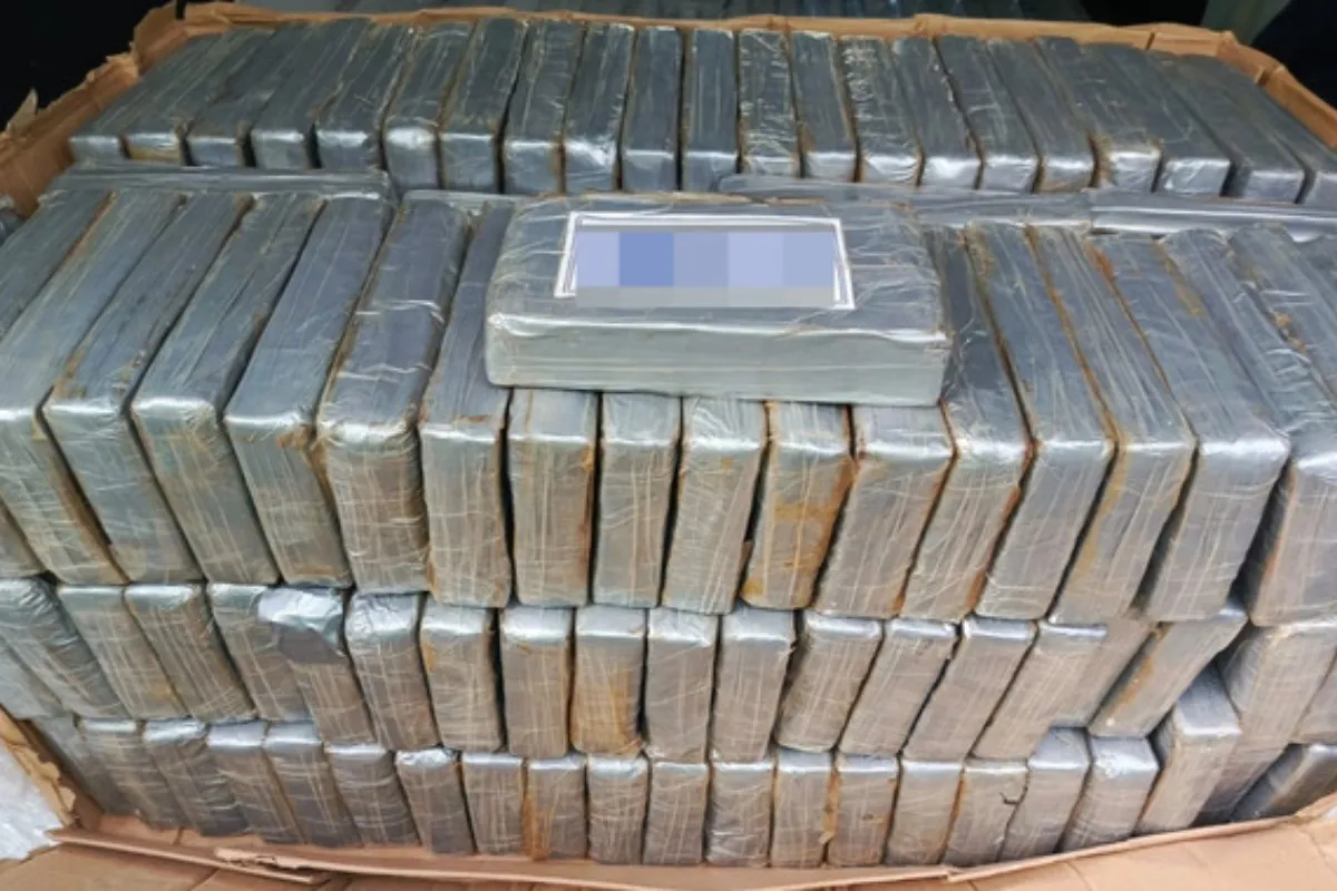 Marina detiene en el AICM a cuatro hombres ligados al tráfico de drogas