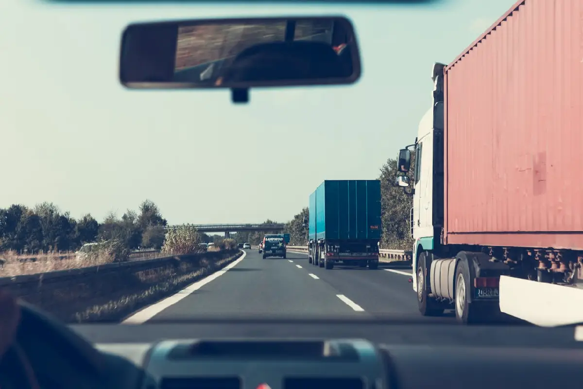 Transportistas y productores paralizaron varias carreteras en 23 estados del país. | Foto: Pexels.
