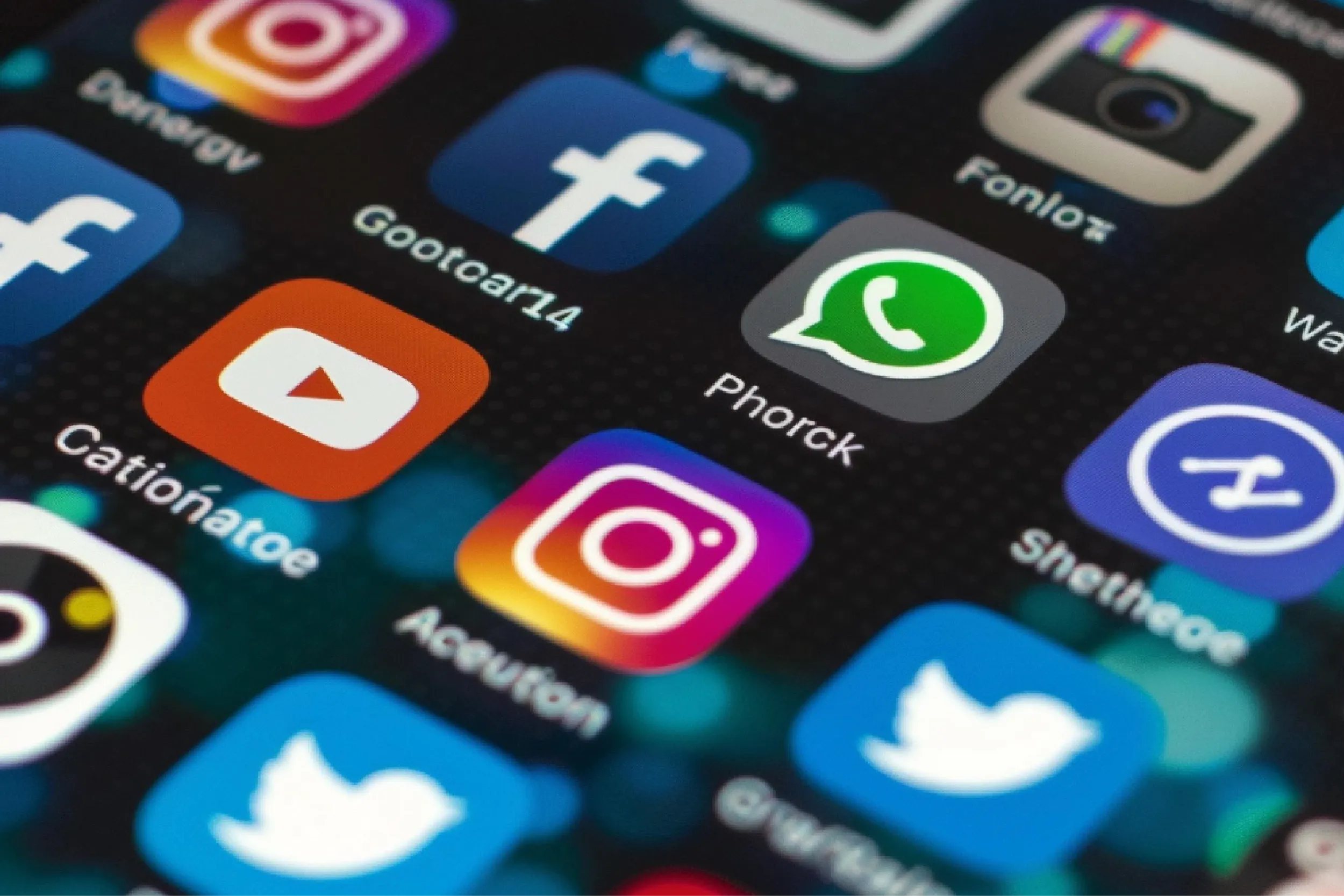 Desde el 10 de diciembre, redes sociales estarán vetadas a menores en Australia.