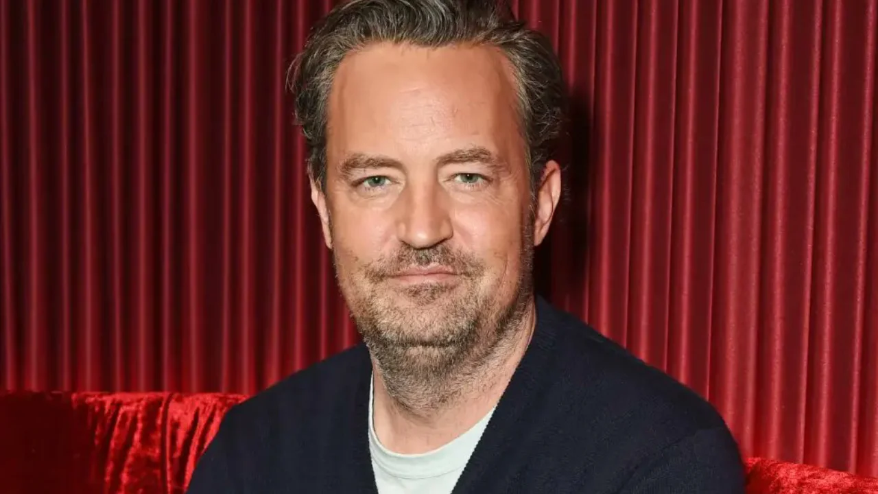 La acusación señala que el médico entregó múltiples frascos del anestésico a Matthew Perry. Foto: X