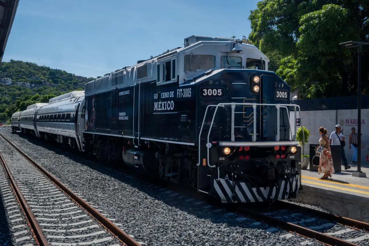 Los gobiernos, federal y de Oaxaca, han comenzado con la entrega de cuerpos de los fallecidos en el accidente del tren Transístmico | Foto: Wikimedia Commons.