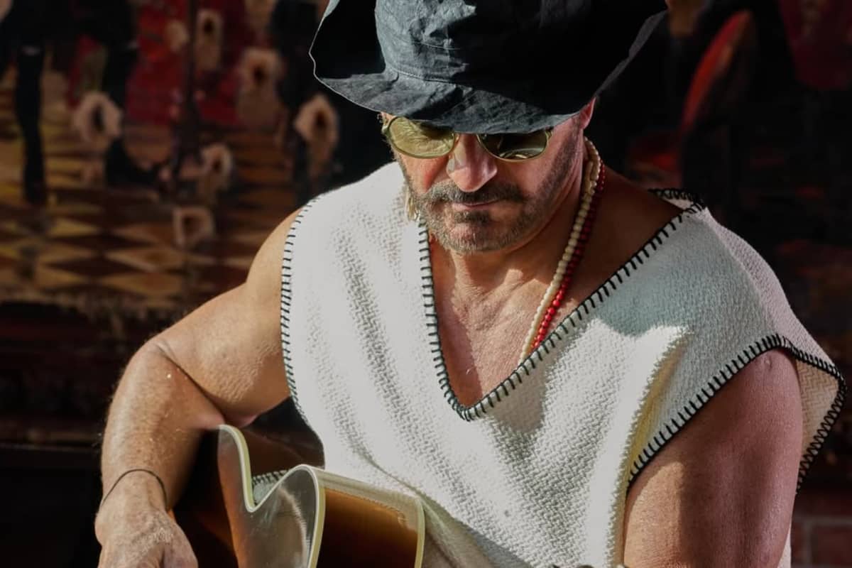 Ricardo Arjona cumple 62 años y anuncia su regreso a México